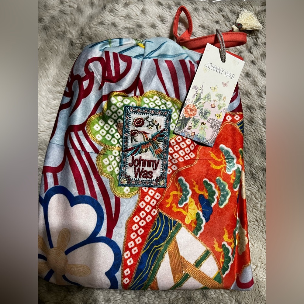 JOHNNY WAS Grace Bright Beach Towel & Bag 40” X 70”Reversible Sand Resistant NWT